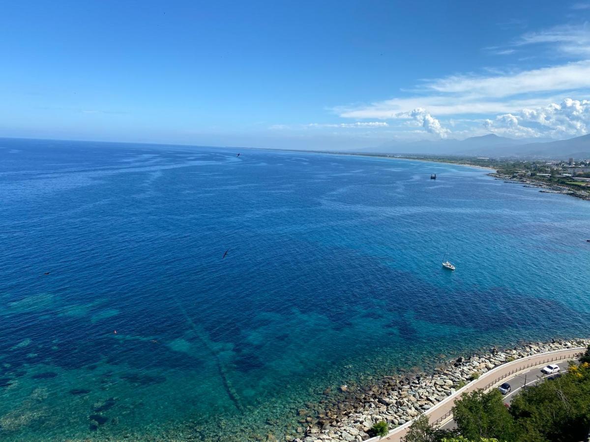 Appartement Vue Mer Et Iles Italiennes バスティア エクステリア 写真